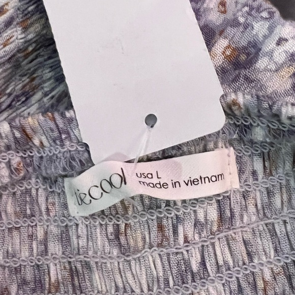 Tier Sweetheart Neck Mini Dress - Picture 2 of 3